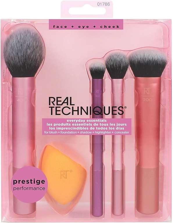 Real Techniques Everyday essentials set + £1.50 Collection