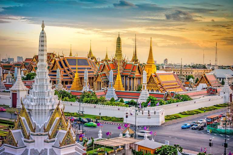 Return Flights London Gatwick To Bangkok, Thailand (inc. 23kg Checked Baggage) - March 2024 (e.g. 9th - 23rd) - From £483pp with Saudia