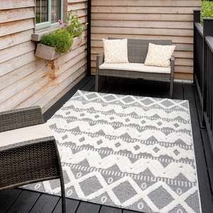 25% Off Selected Outdoor Rugs W/Code + Free Delivery