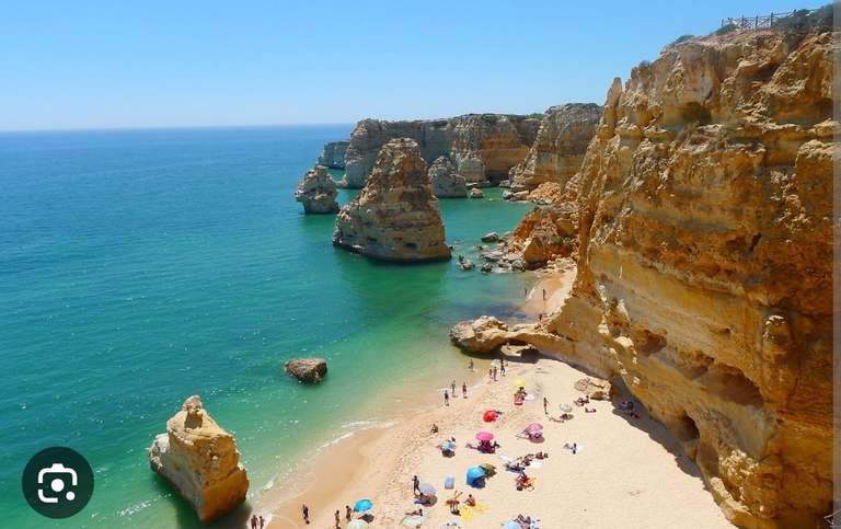 7 Night Holiday for 2 people to Praia De Rocha, Algarve 28th Nov from Stansted, Cabin luggage only £251.74 (£126pp) @ Love Holidays
