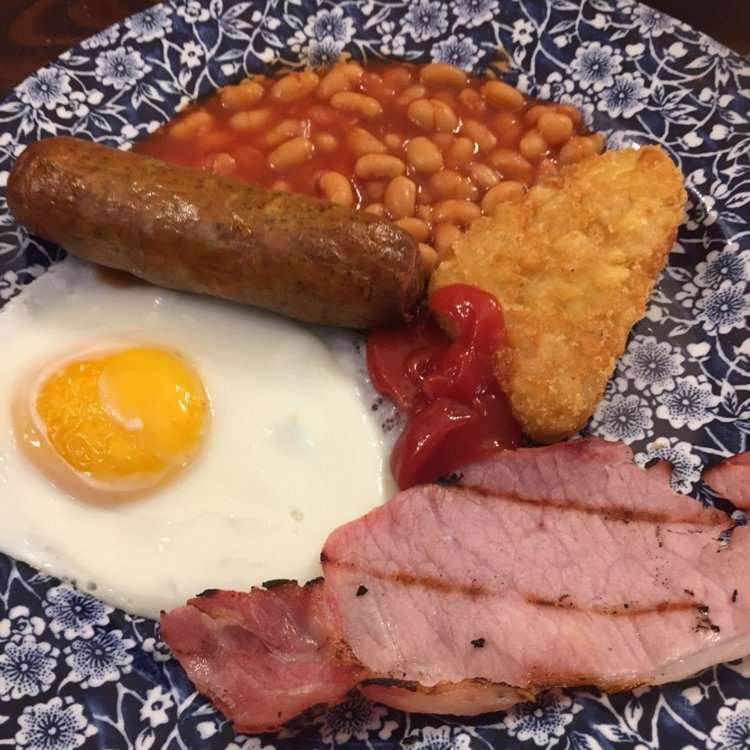 Wetherspoons Small Breakfast - At Selected Locations