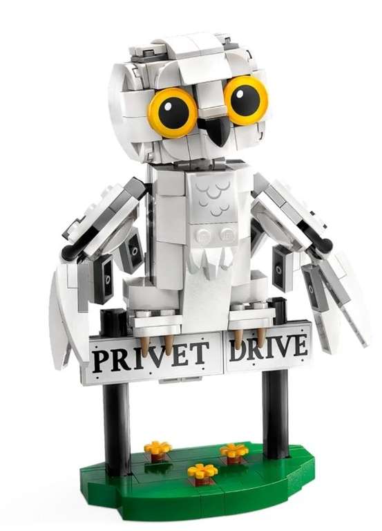 LEGO 76425 Harry Potter Hedwig at 4 Privet Drive with School Trunk. Free click & reserve