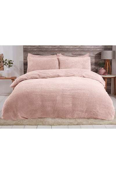 Blush Pink Double Set Teddy Fleece Bedding + throw for free - £19.99 delivered @ I Saw It First