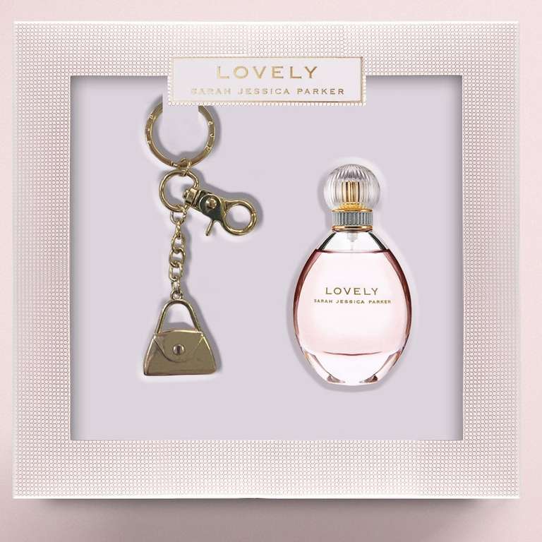 Sarah Jessica Parker lovely eau de parfum & keyring gift set - £11.50 (+£3.49 Delivery) @ Lloyds Pharmacy