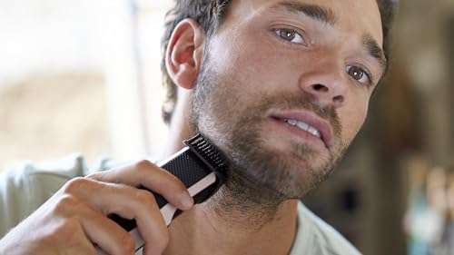 Philips Beard Trimmer Series 3000 with Lift & Trim system (Model BT3206/13)