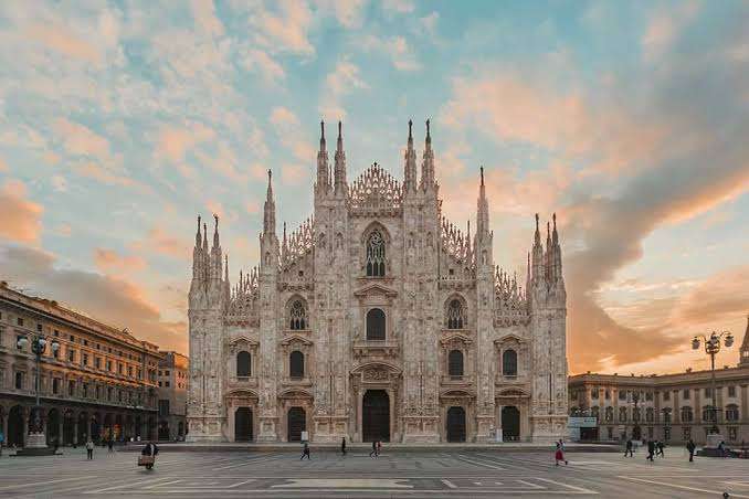 Return flights to Milan Bergamo from East Midlands with Ryanair – 9–15 Sep £29.98 at Ryanair