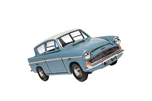 Corgi Harry Potter Mr Wesley's Enchanted Ford Anglia with Harry and Ron Figures - £22.60 @ Amazon