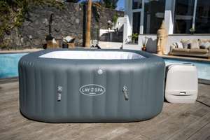 Lay-Z-Spa Hawaii Hot Tub, 8 HydroJet Pro Massage System Inflatable Spa with Freeze Shield Technology, 4-6 Person £562.99 @ Amazon