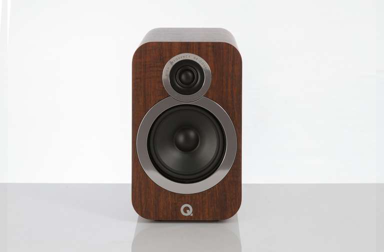 Q Acoustics 3020i two way bookshelf loudspeakers - American Walnut ( Refurb / VIP Price )