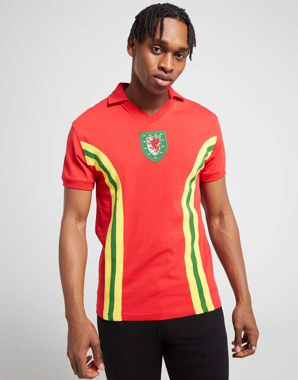 Official Team Wales Home 1976 Football Shirt - free C&C