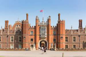 2 for 1 entry for Kensington Palace / Tower of London / Hampton Court Palace