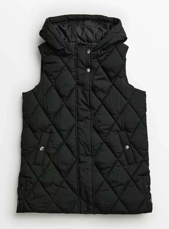 Black Longline Quilted Gilet from £8 (£8-£10) sizes 5-12 years free click and collect