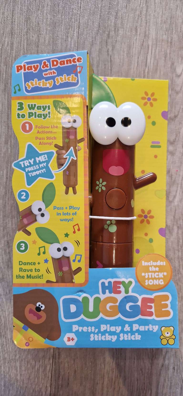 Hey Duggee Press play and party sticky stick - Worcester
