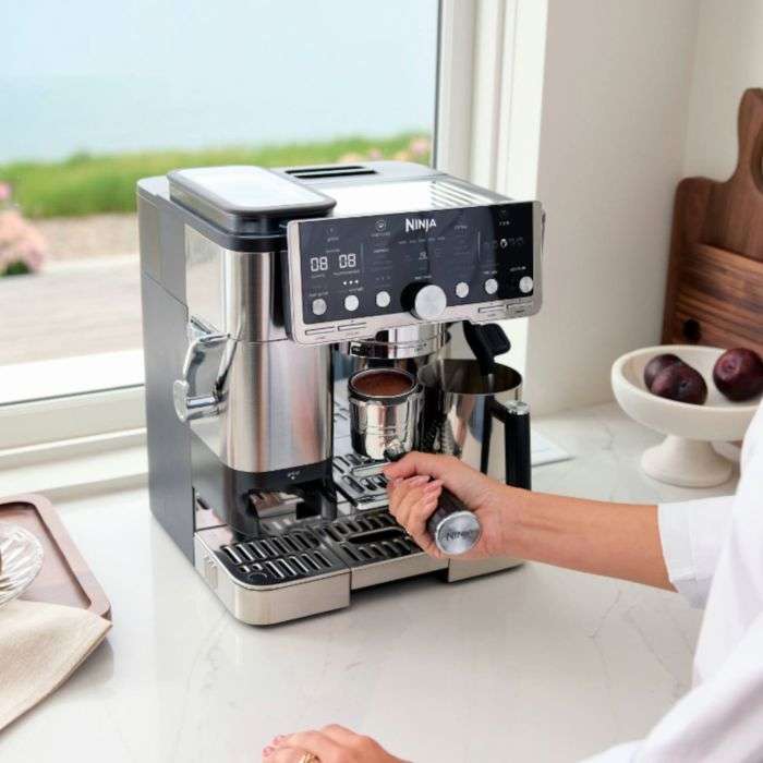 Máquina De Café Espresso Ninja Luxe Café Pro Series ES701UK - Color Plateado, Totalmente Nueva