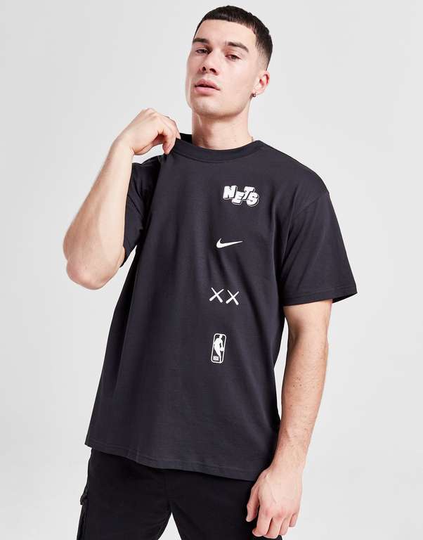 Nike NBA Brooklyn Nets X KAWS Max90 Logo T-Shirt