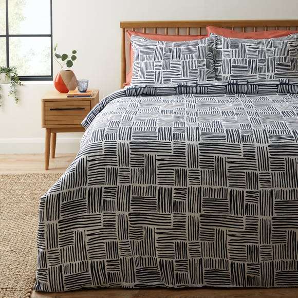 Abel Dash Navy Duvet Cover and Pillowcase Set Single £4.20 Double £7 King Size £8.40 with Free Click and collect from Dunelm