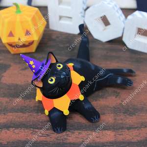Free downloadable Halloween decorations - masks - paper crafts - with instructions @ Canon Creative Park