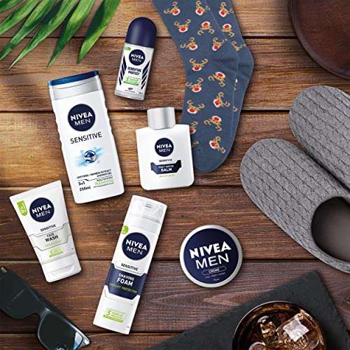 NIVEA MEN Relax & Care Gift Set (8 Pieces) includes slippers & socks £18.30 @ Amazon