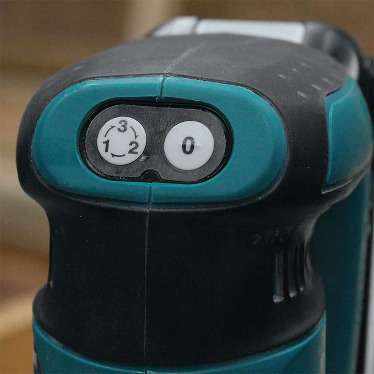 Makita DBO180Z 18v Random Orbit Disc 