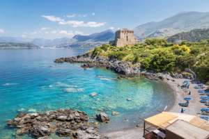 Direct return flights from Manchester to Reggio Calabria (Italy), in May via Ryanair