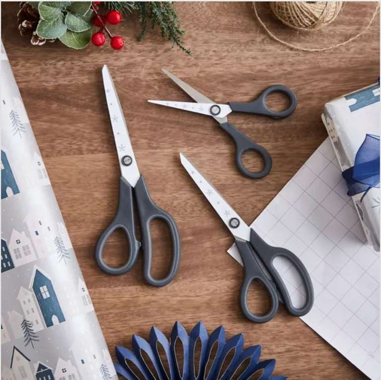 Set of 3 Silver Star Scissors - Free C&C Only