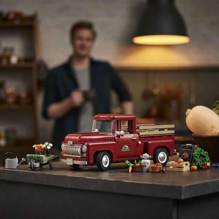 LEGO Pickup Truck 10290