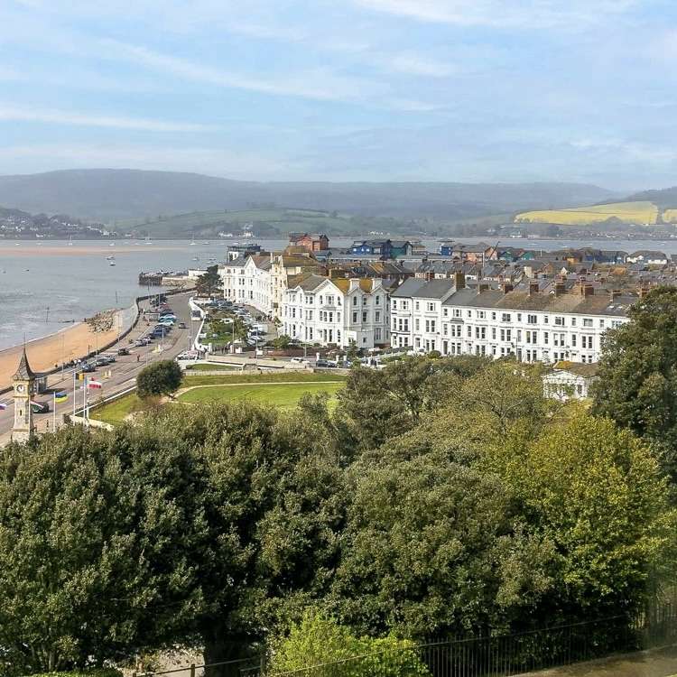 Devon Exmouth - Royal Beacon hotel - 2 nights for two people + daily breakfast + £25 dinner credit pp + bottle prosecco = £169 @ Travelzoo