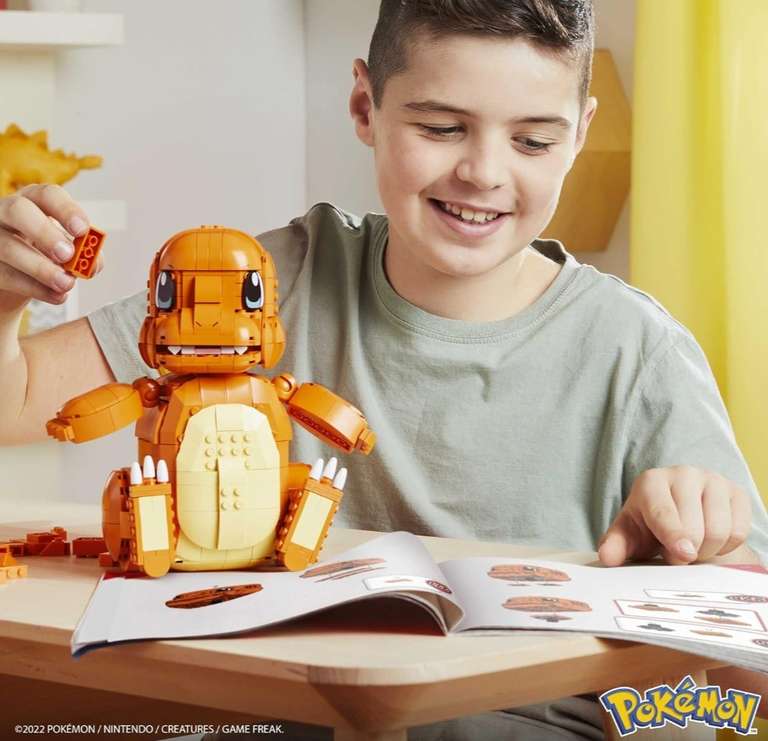 MEGA Pokémon Build & Show Charmander Toy Building Set, 4 Inches Tall,  Poseable, 185 Bricks and Pieces, for Boys and Girls, Ages 7 and Up