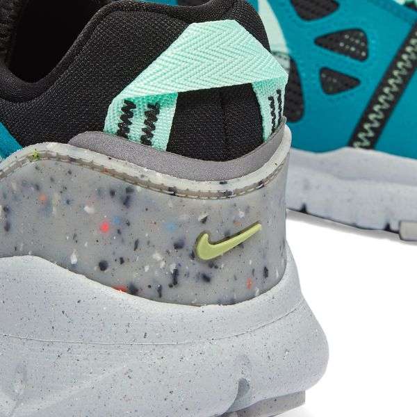 Nike Free Terra Vista Trainers in Black & Mint Foam £44.05 delivered @ End Clothing