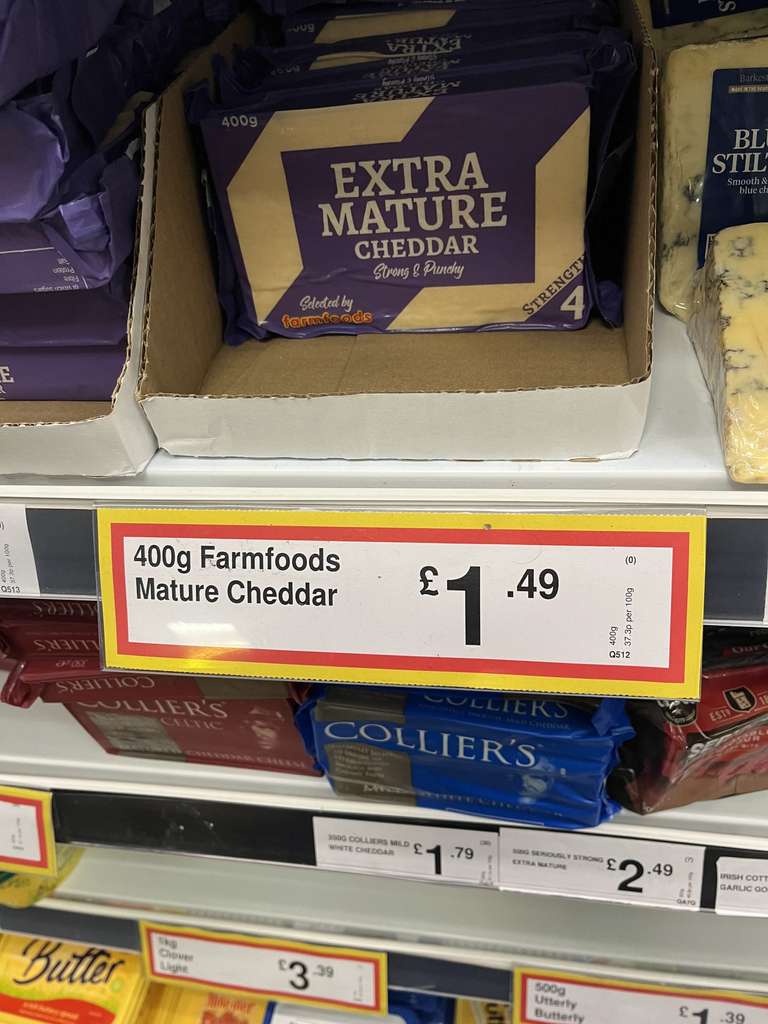 Farmfoods Extra Mature Cheddar 400g in Llanelli