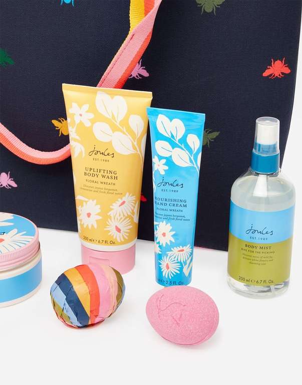 Joules Weekend Bag and Toiletries Multi Botanical Bee now 23.50 + Free Delivery @ Joules / eBay