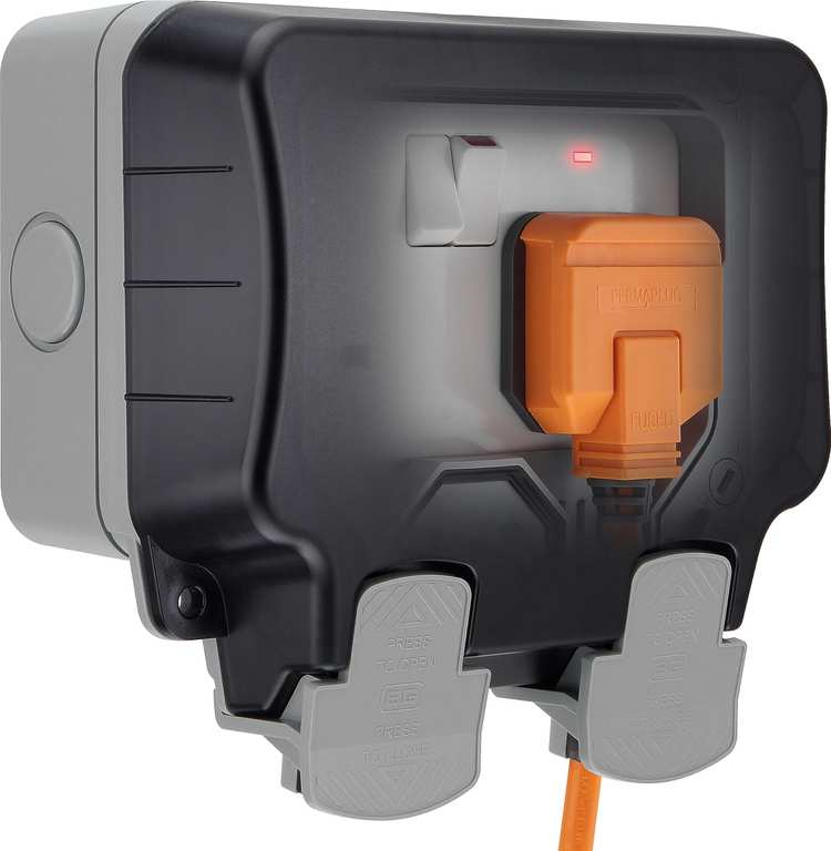 BG Electrical Outdoor Double Switched Power Wall Plug Socket, Weatherproof, IP66 Rated