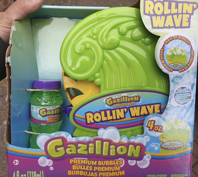 Gazillion Rollin wave bubble machine - £3.25 Instore @ Tesco (Port Wood