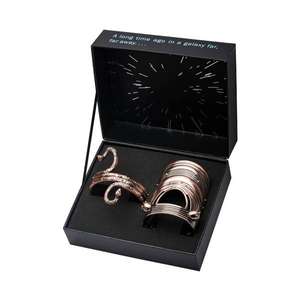 Star Wars Princess Leia Premium Gold Cuff and Bracelet Replica Set – Worldwide Exclusive - £23.99 with code (+£1.99 Delivery) @ Zavvi