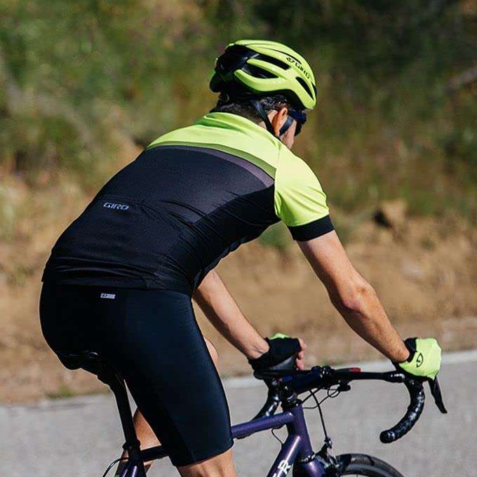Giro Unisex Isode Cycling Helmet, Matt Titanium, Unisize 54-61 cm - £18.25 @ Amazon