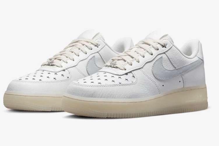 Wmns Air Force 1 '07 Leather White/platinum trainers with code