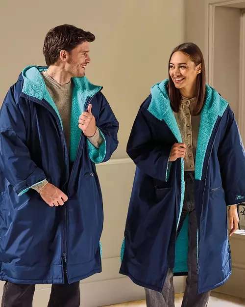 CRANE Adults Changing Robe - Waterproof & Windproof at Aldi £29.99 ...