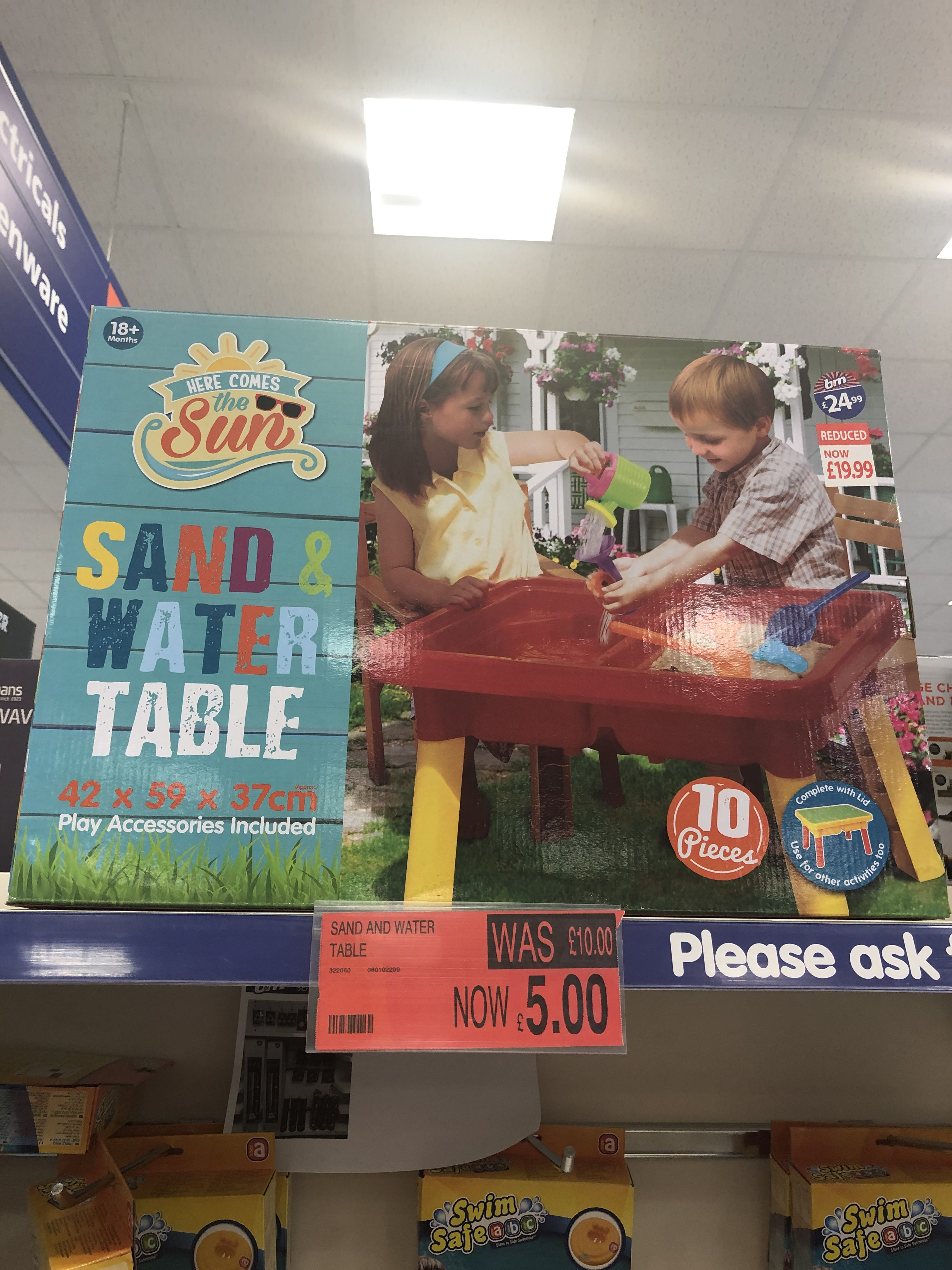 b&m sand and water table